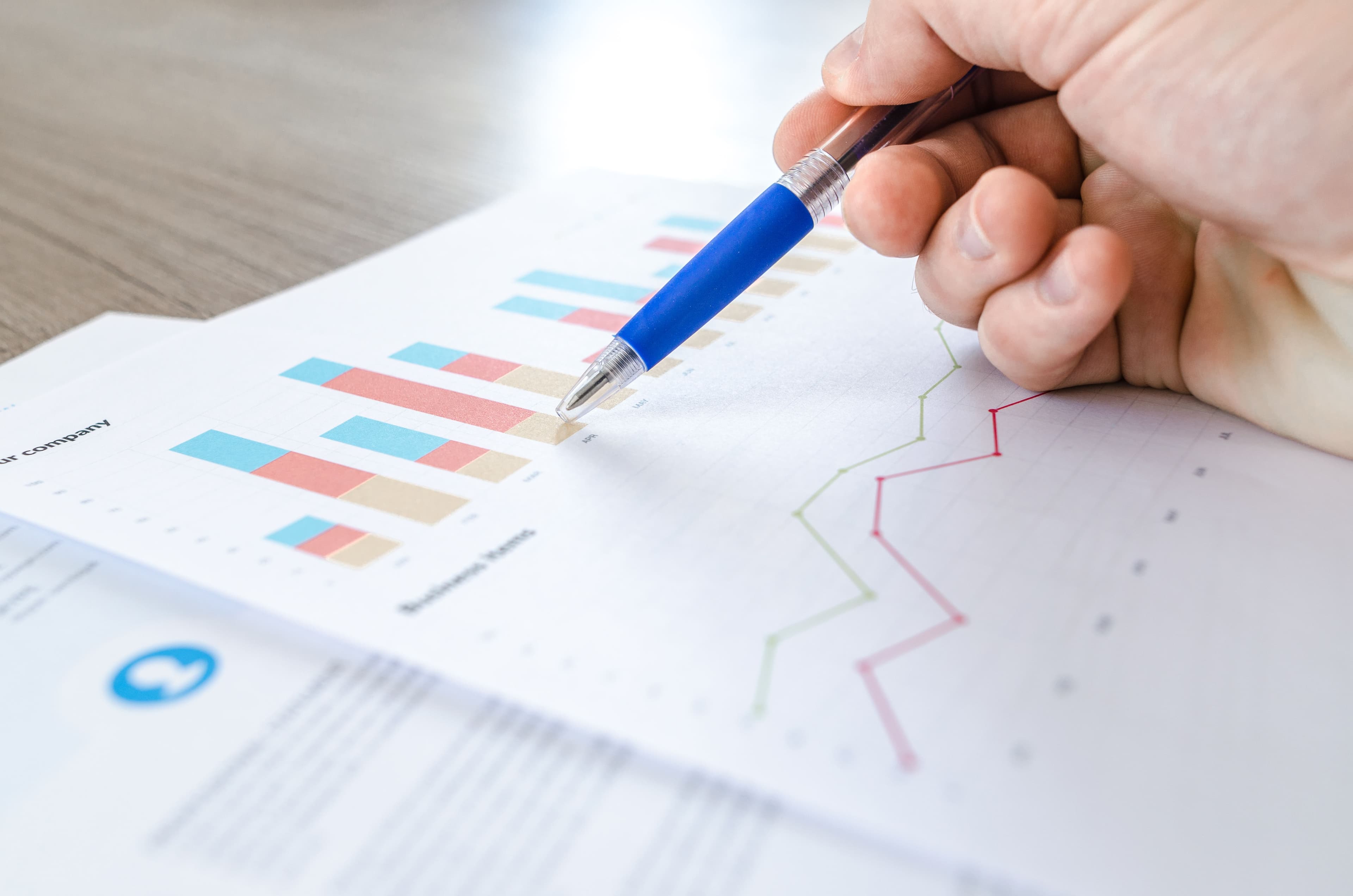 Dashboard UI Design: How to Build Interfaces Users Actually Understand